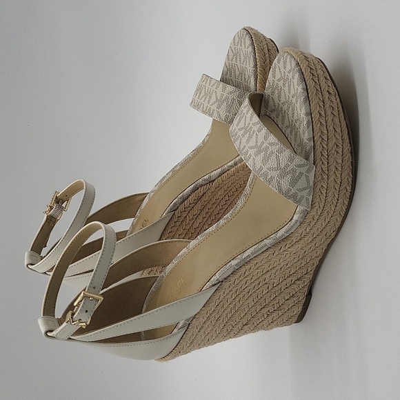 1020- MICHAEL Michael Kors Kimberly Espadrille Wedge Sandals Size 8.5 NWT - Picture 2 of 9
